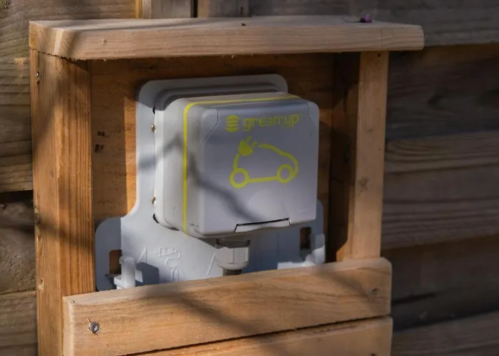 Oda ve Kahvaltı Le Jardin De Gassiot Etape Pro Saint-Quentin-de-Baron